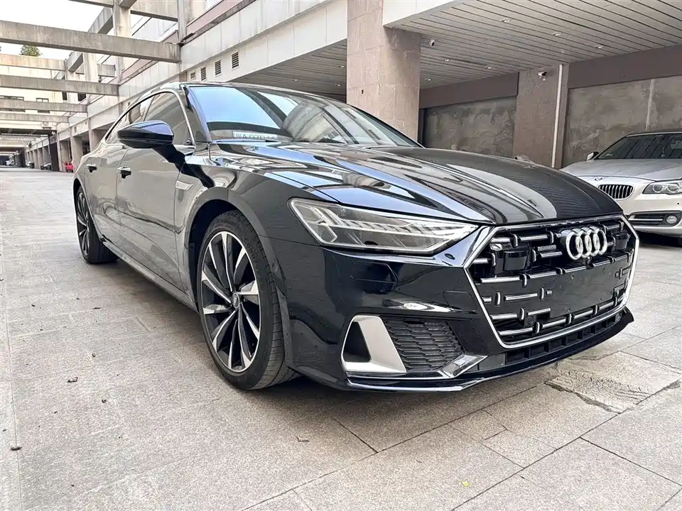 Audi A7L