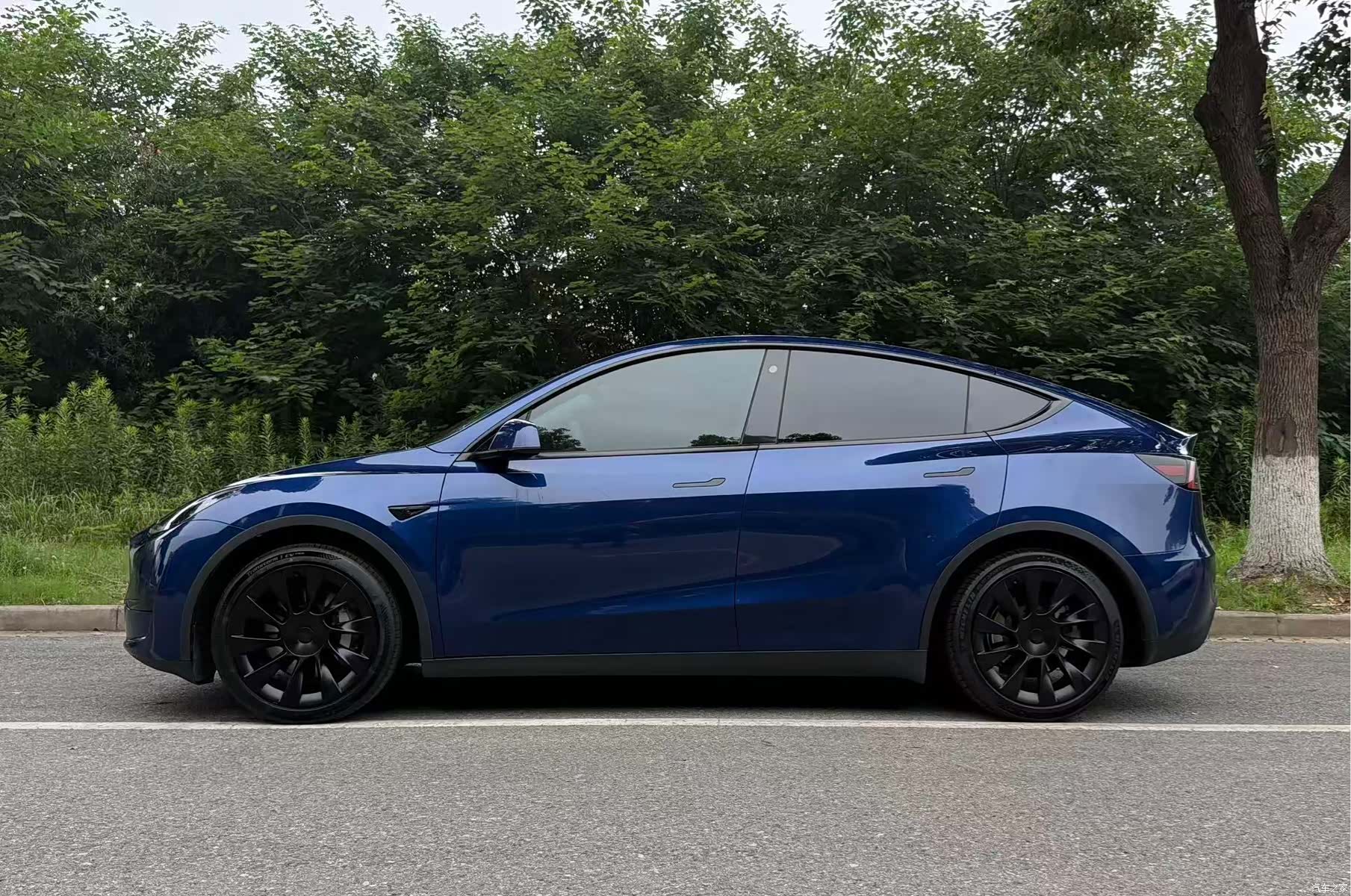 Tesla Model Y, 2022 10