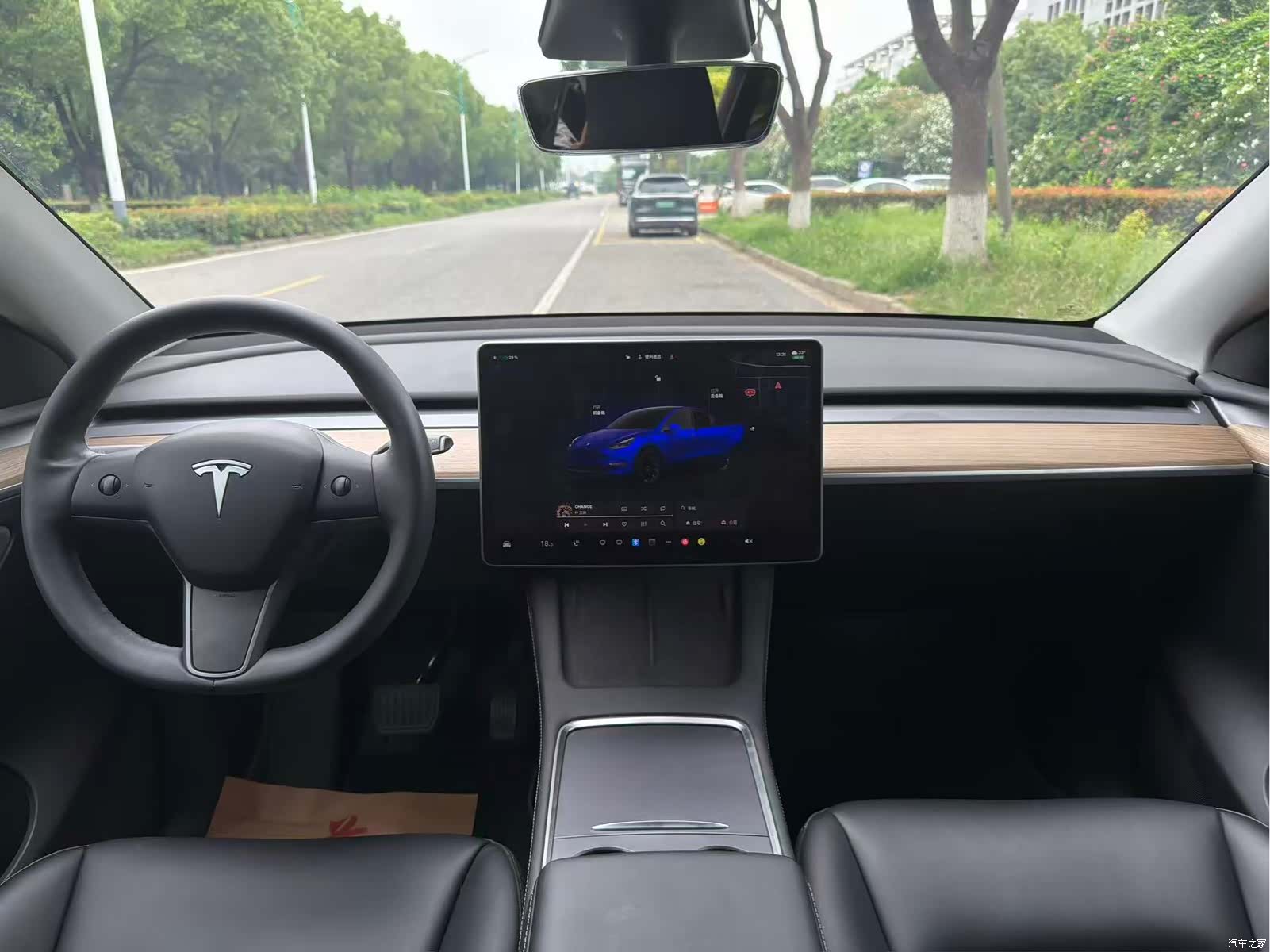 Tesla Model Y, 2022 14