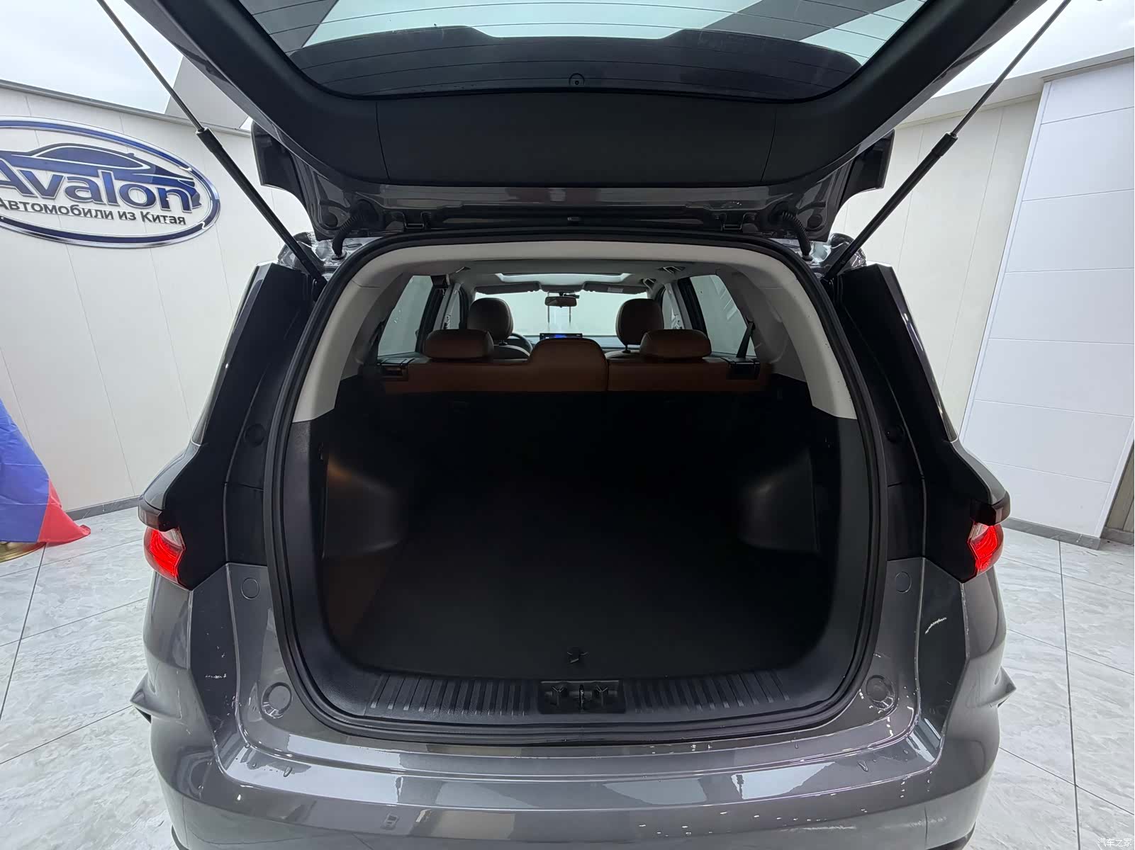 Geely X6, 2022 19
