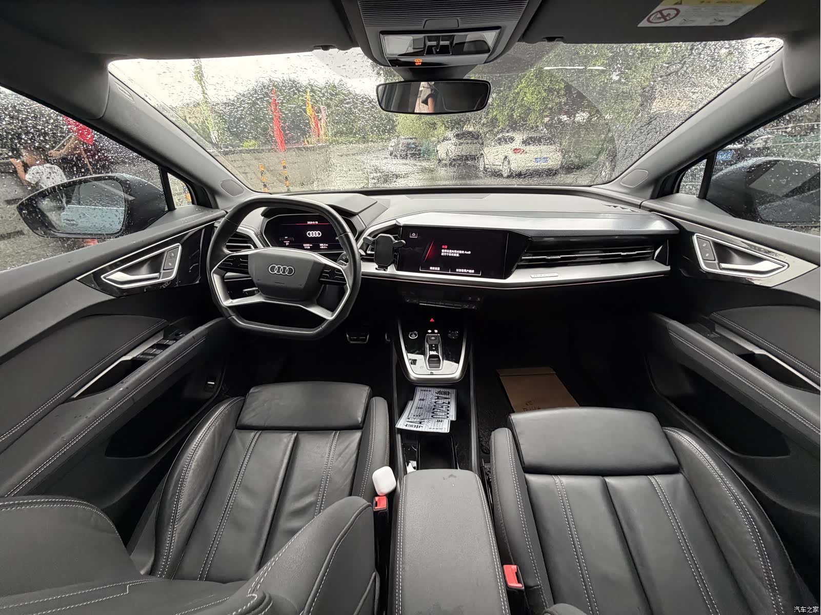 Audi Q4 e-tron, 2022 11
