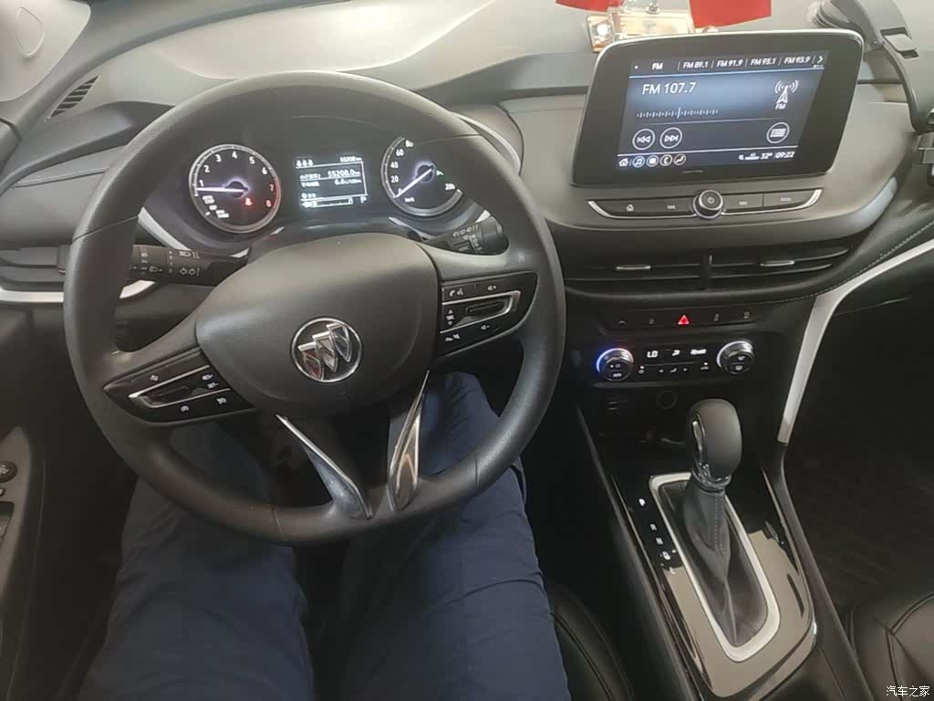 Buick Encore, 2022 10
