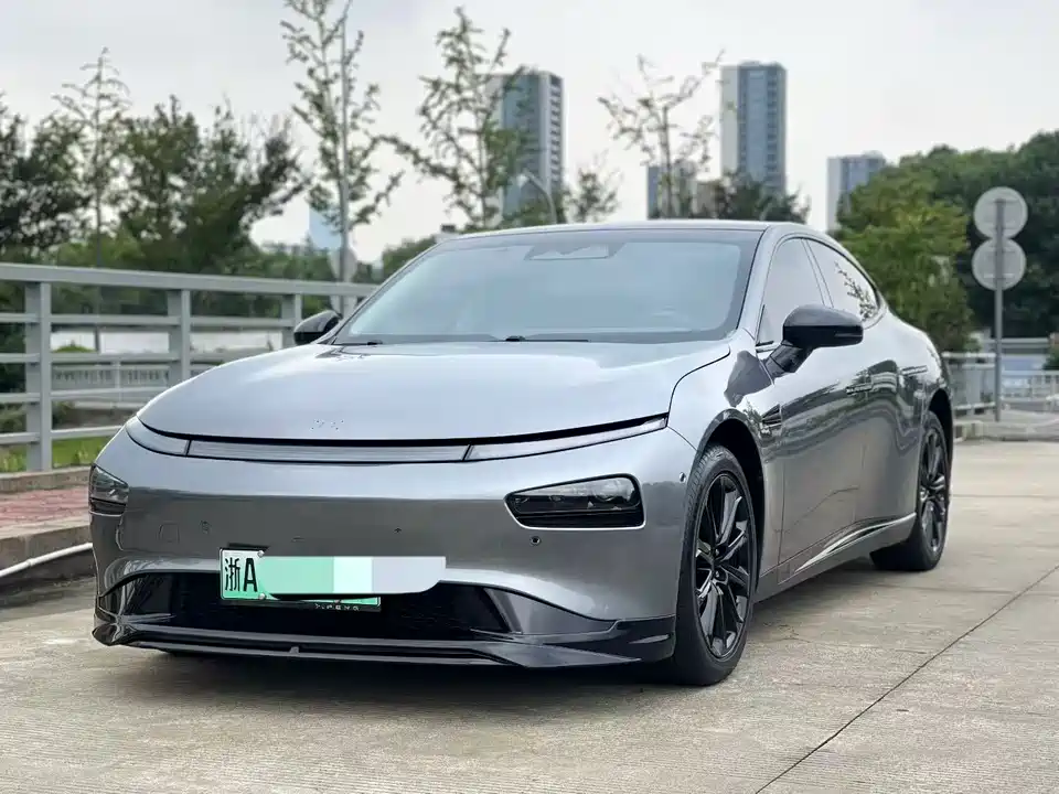 XPENG P7