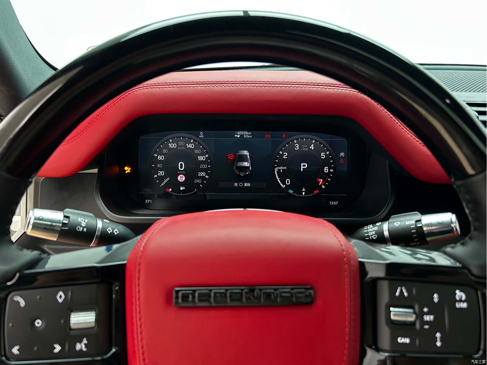 Land Rover Defender, 2022 10
