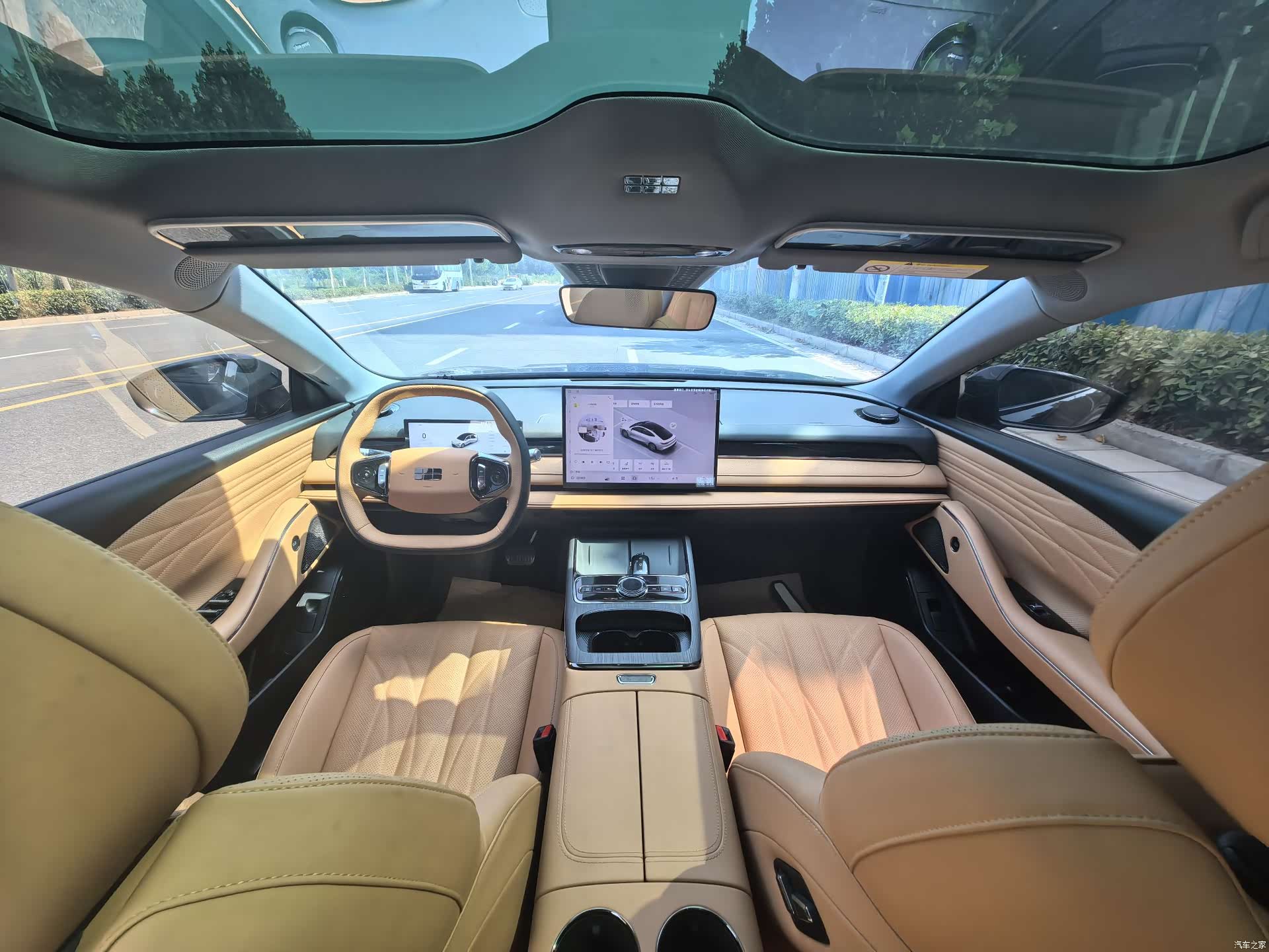 Geely 8, 2025 6