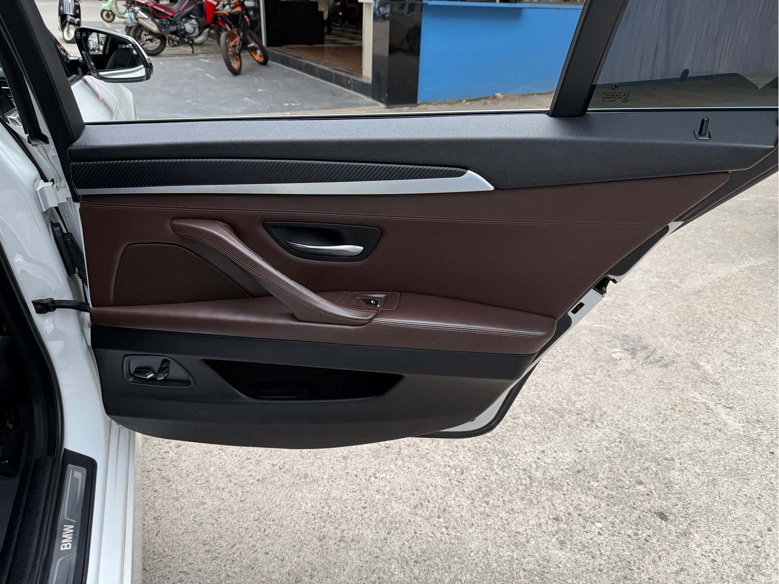 BMW 5 Series, 2016 27