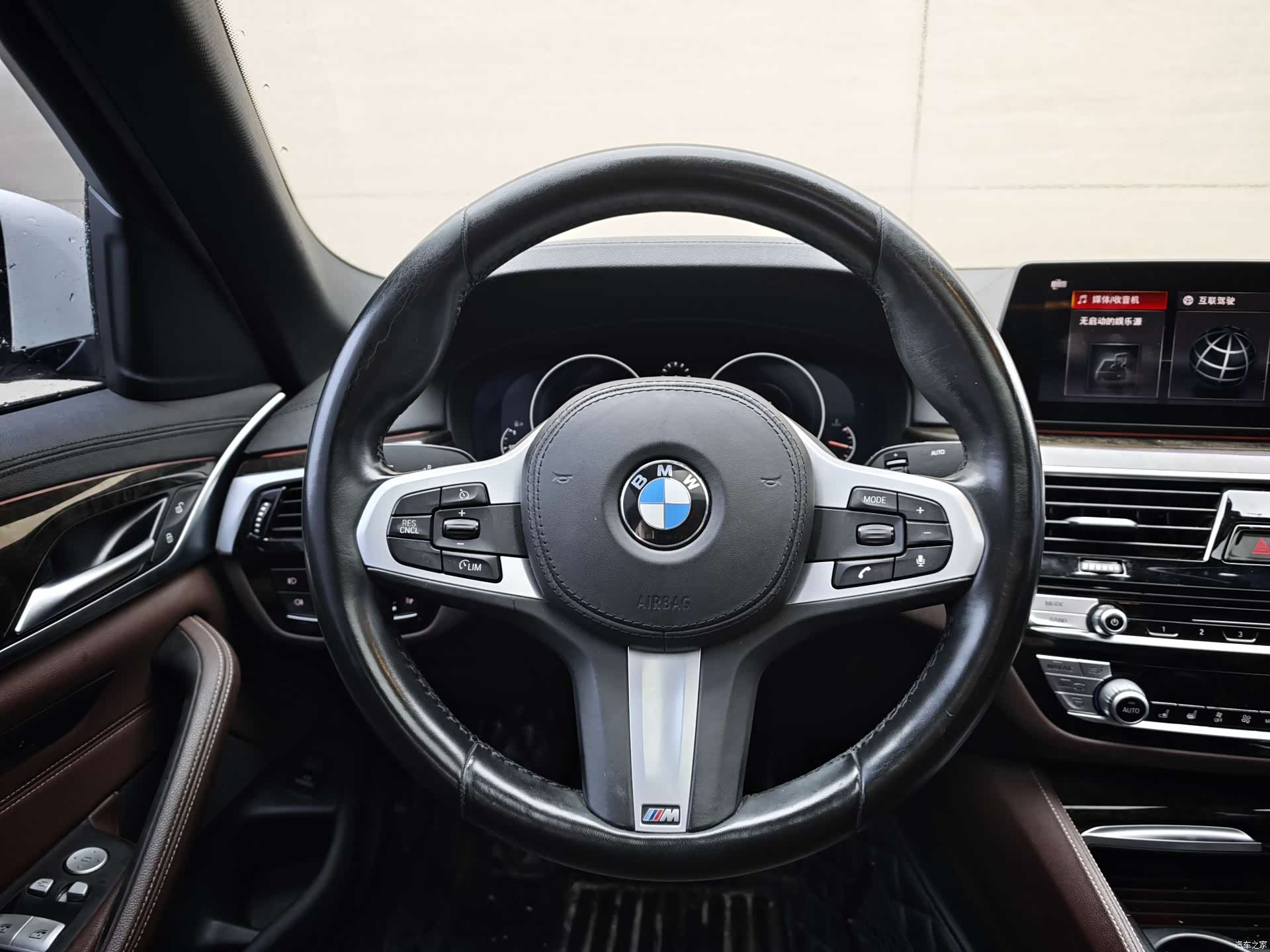 BMW 5 Series, 2019 12