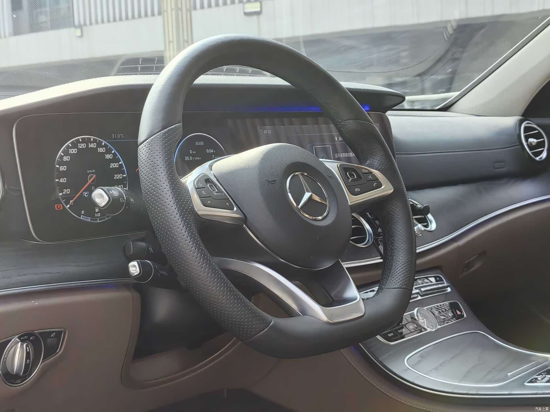 Mercedes-Benz E-Class, 2018 14
