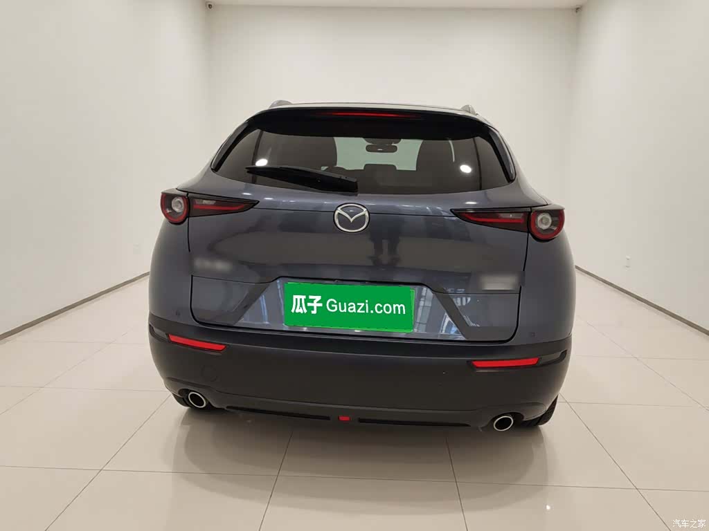 Mazda CX-30, 2022 все фото