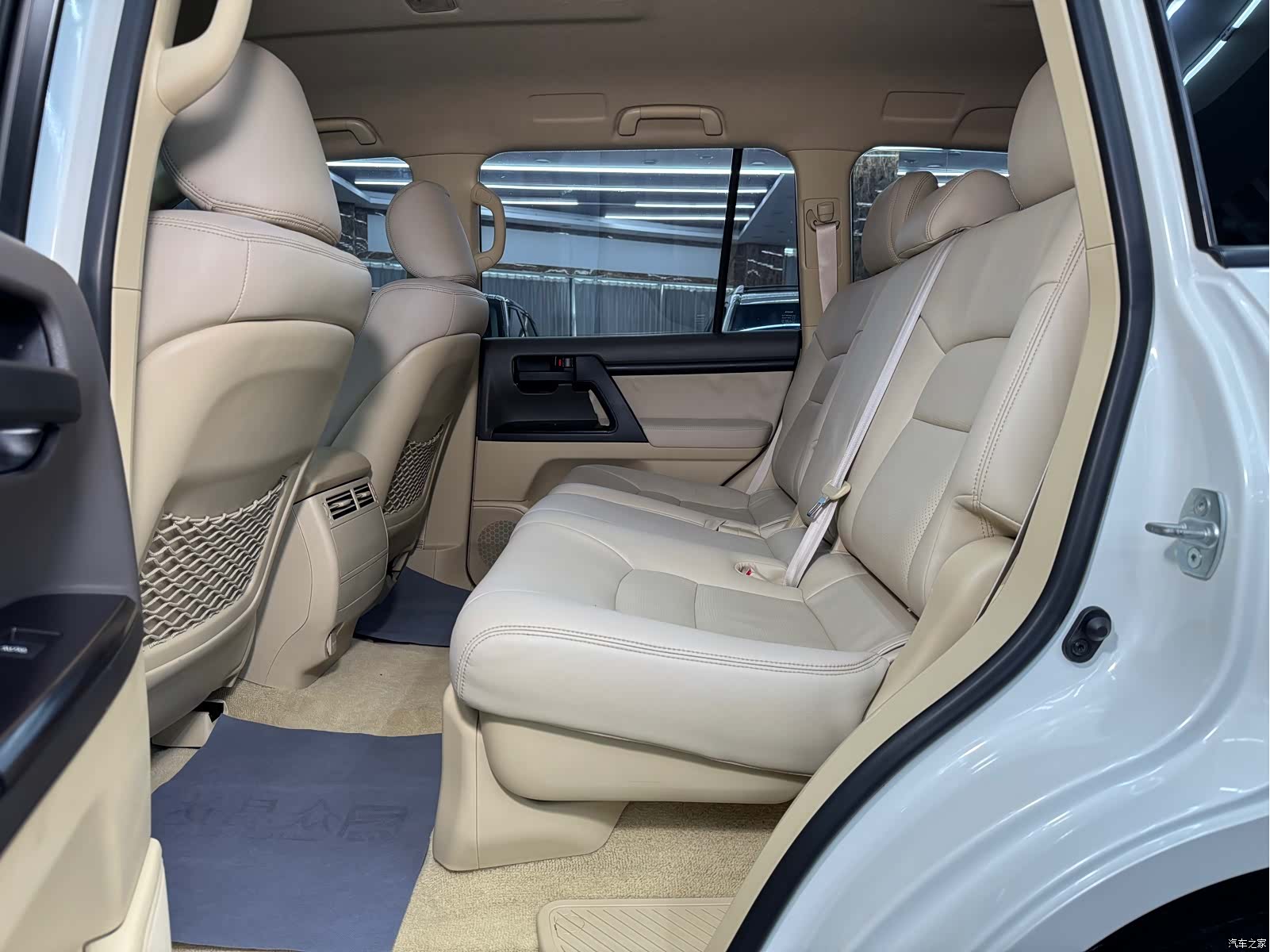 Toyota Land Cruiser, 2017 12