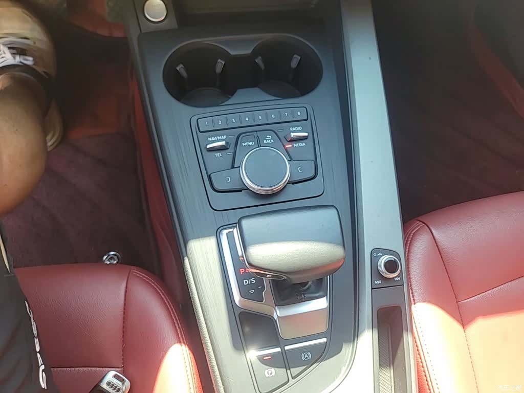 Audi A4L, 2020 14