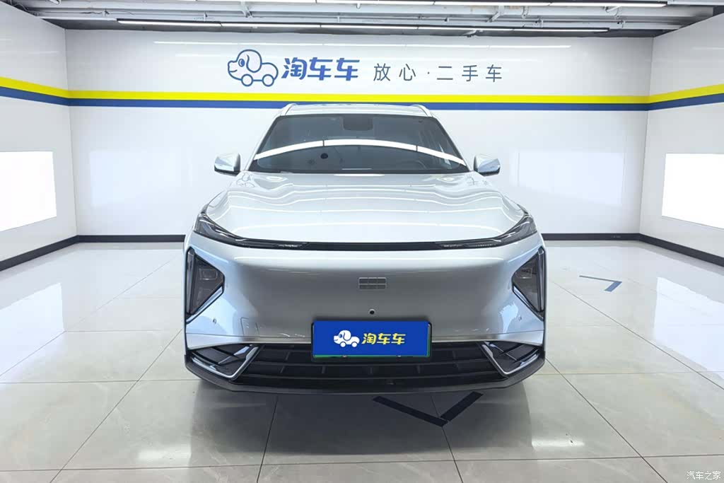 Geely Galaxy L7, 2025 2