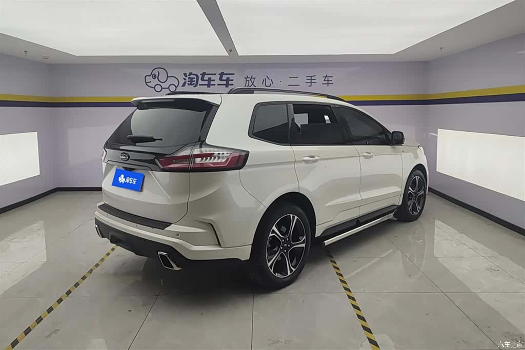 Ford Edge, 2019 3