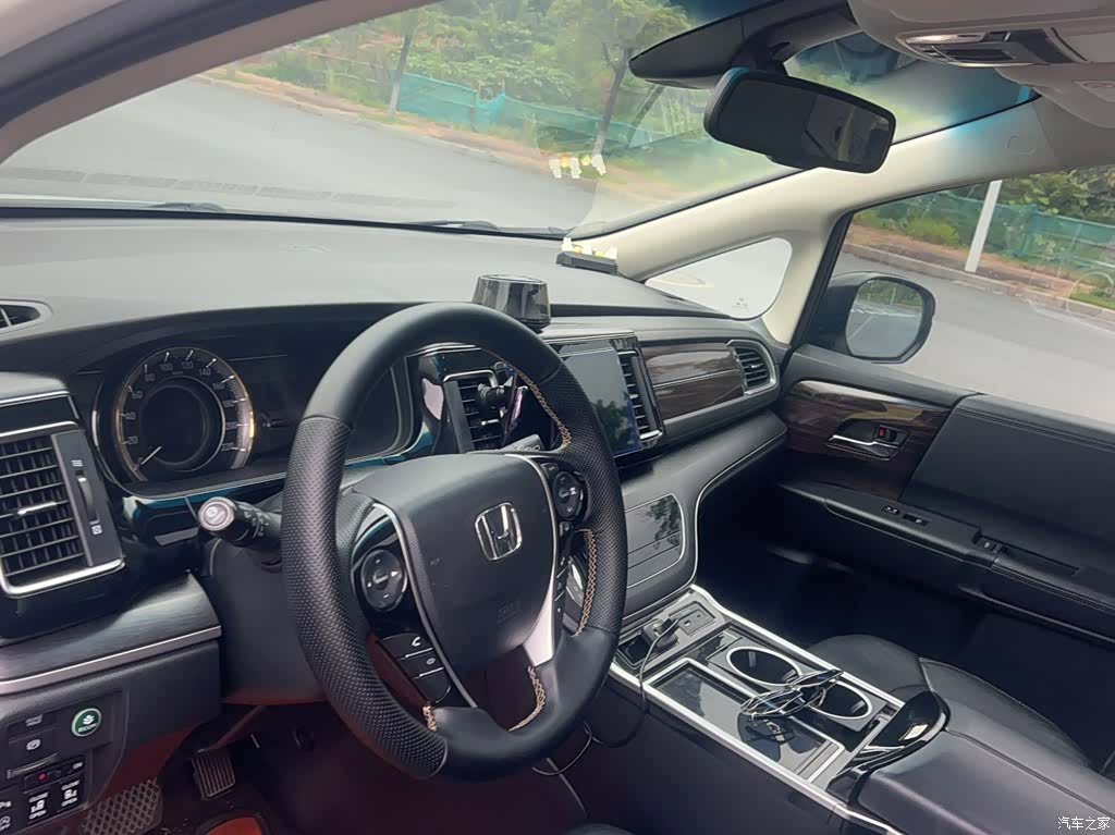 Honda Elysion, 2019 6