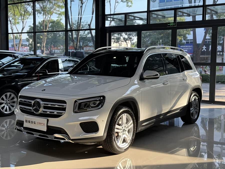 Mercedes-Benz GLB 2022, фото 1