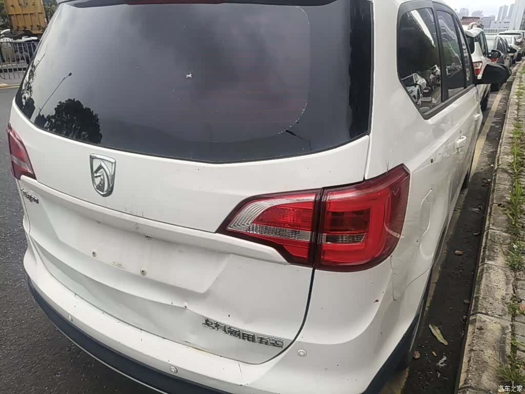 Wuling 730, 2017 все фото