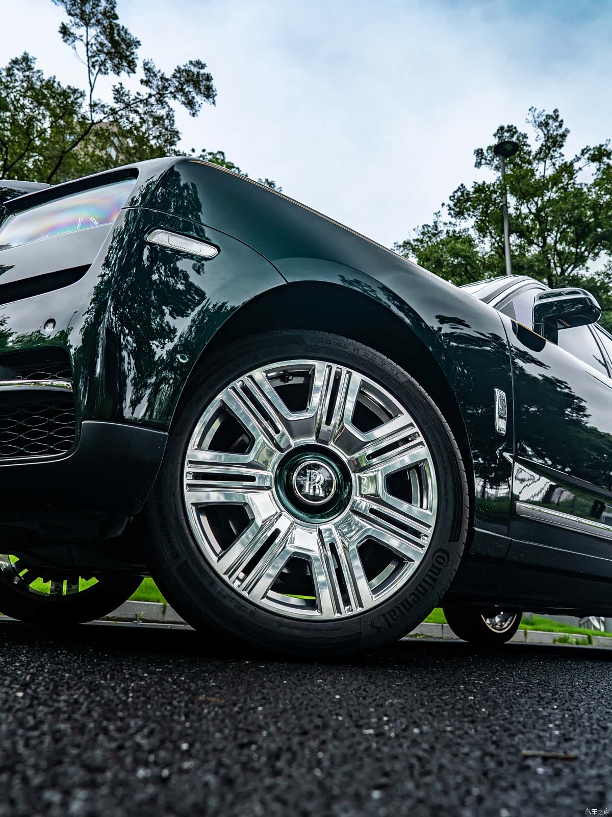 Rolls-Royce Cullinan, 2020 4