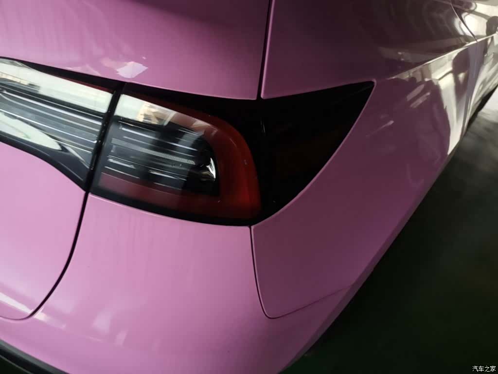 Model Y, 2023 8