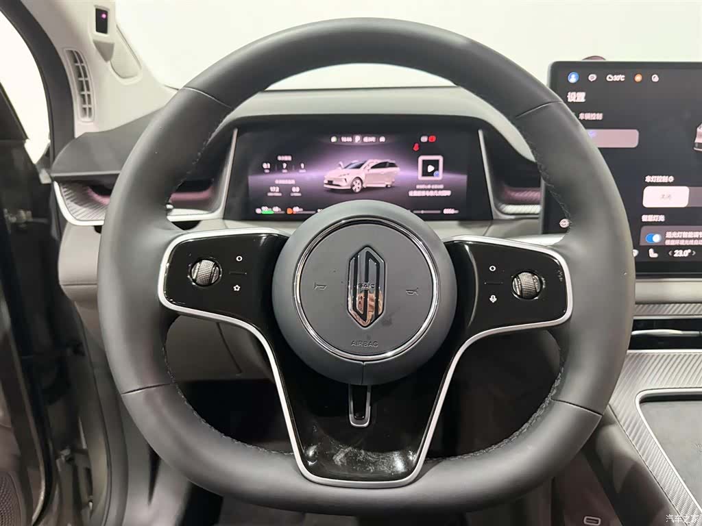 SAIC ShangJie H5, 2025 10
