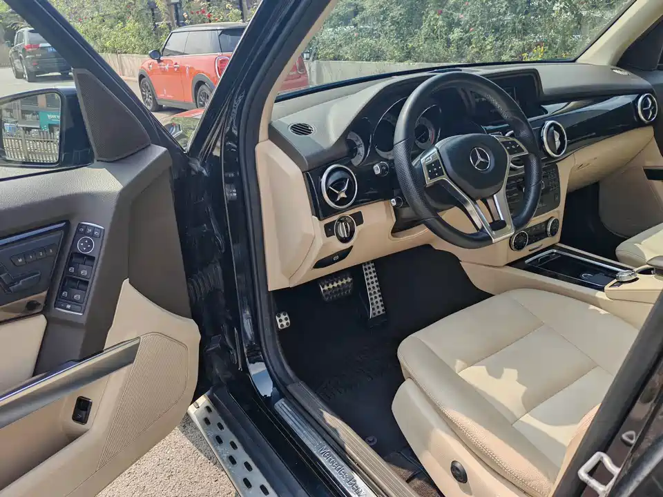 Mercedes-Benz GLK class