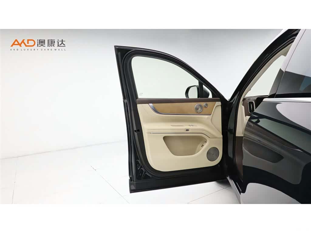 AITO M9, 2025 11