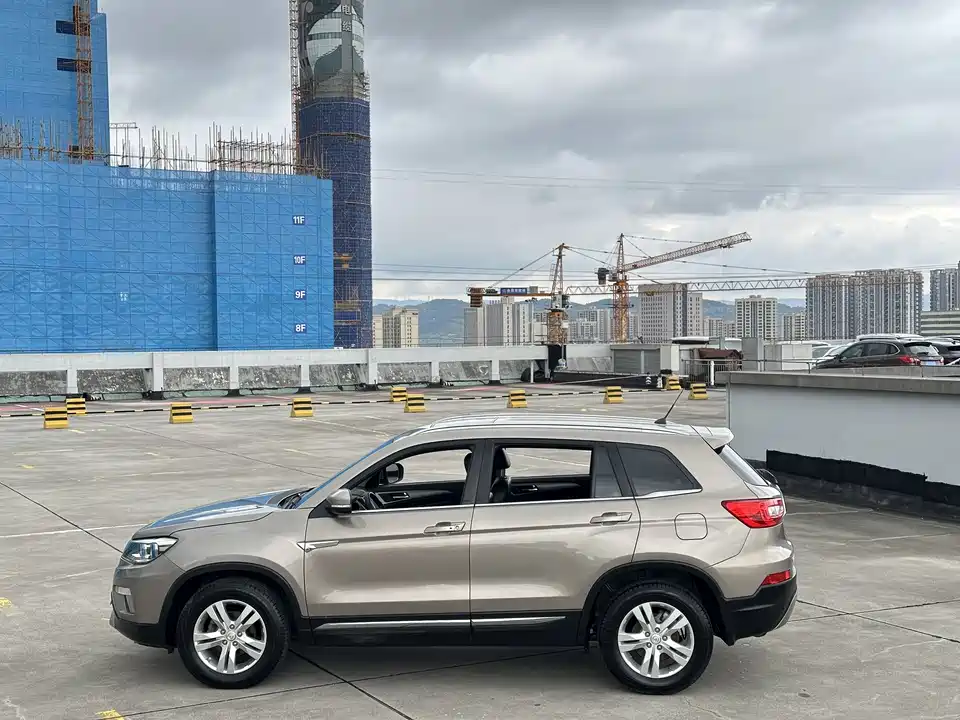 Changan CS75