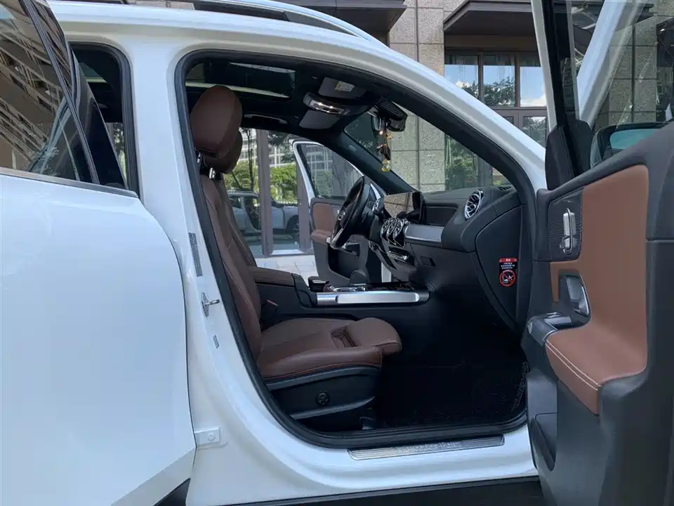 Mercedes-Benz GLB Mercedes-Benz GLB