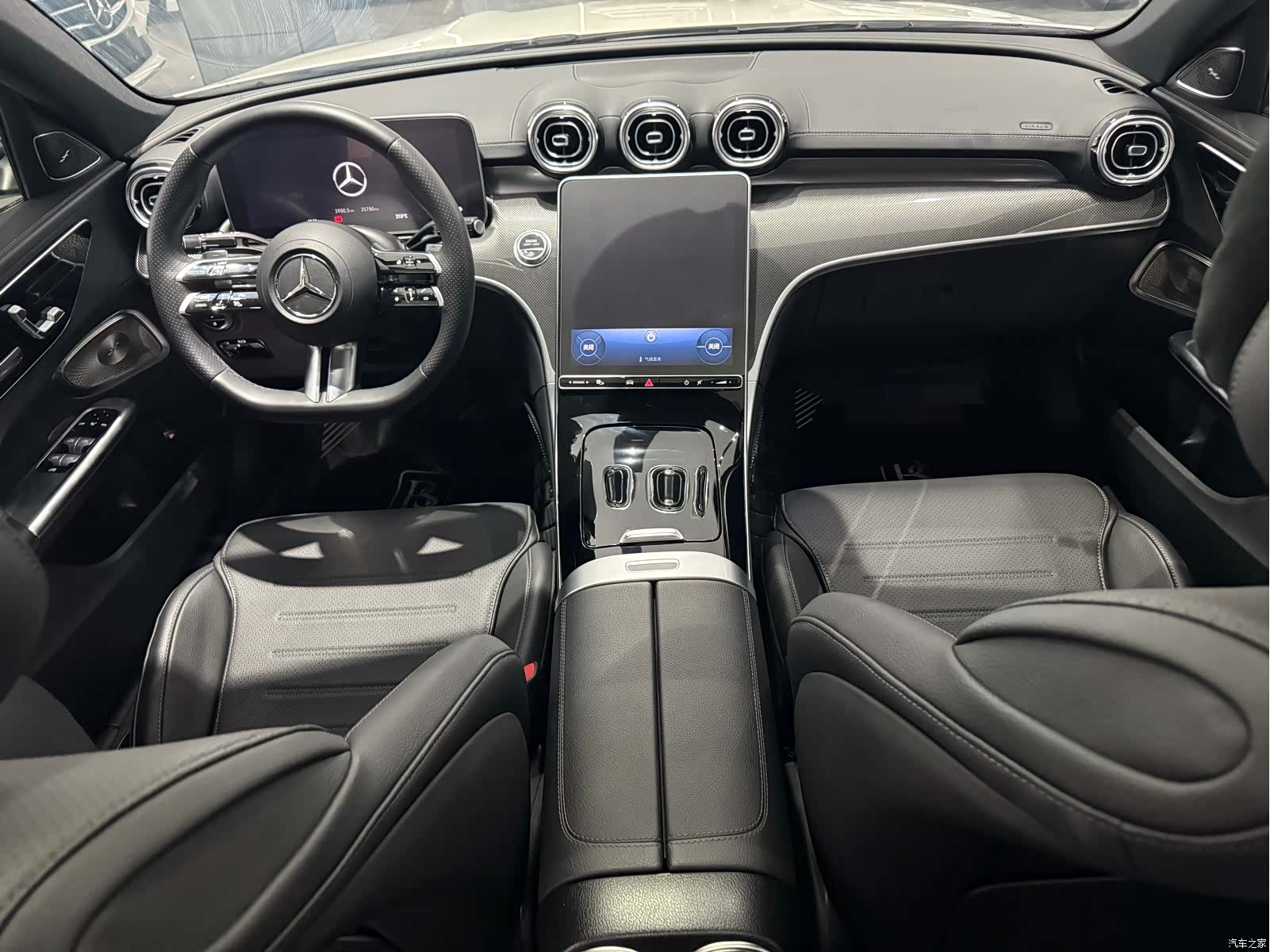 Mercedes-Benz C-Class, 2023 все фото