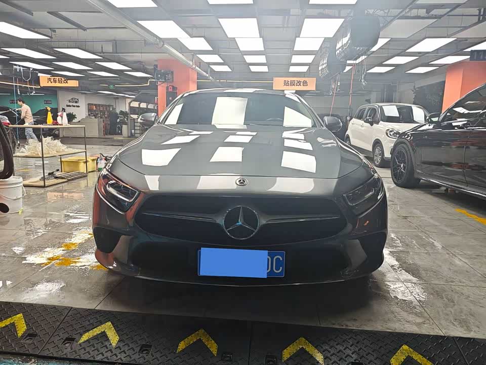 Mercedes-Benz CLS