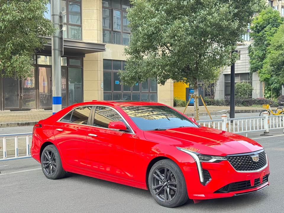 Cadillac CT4