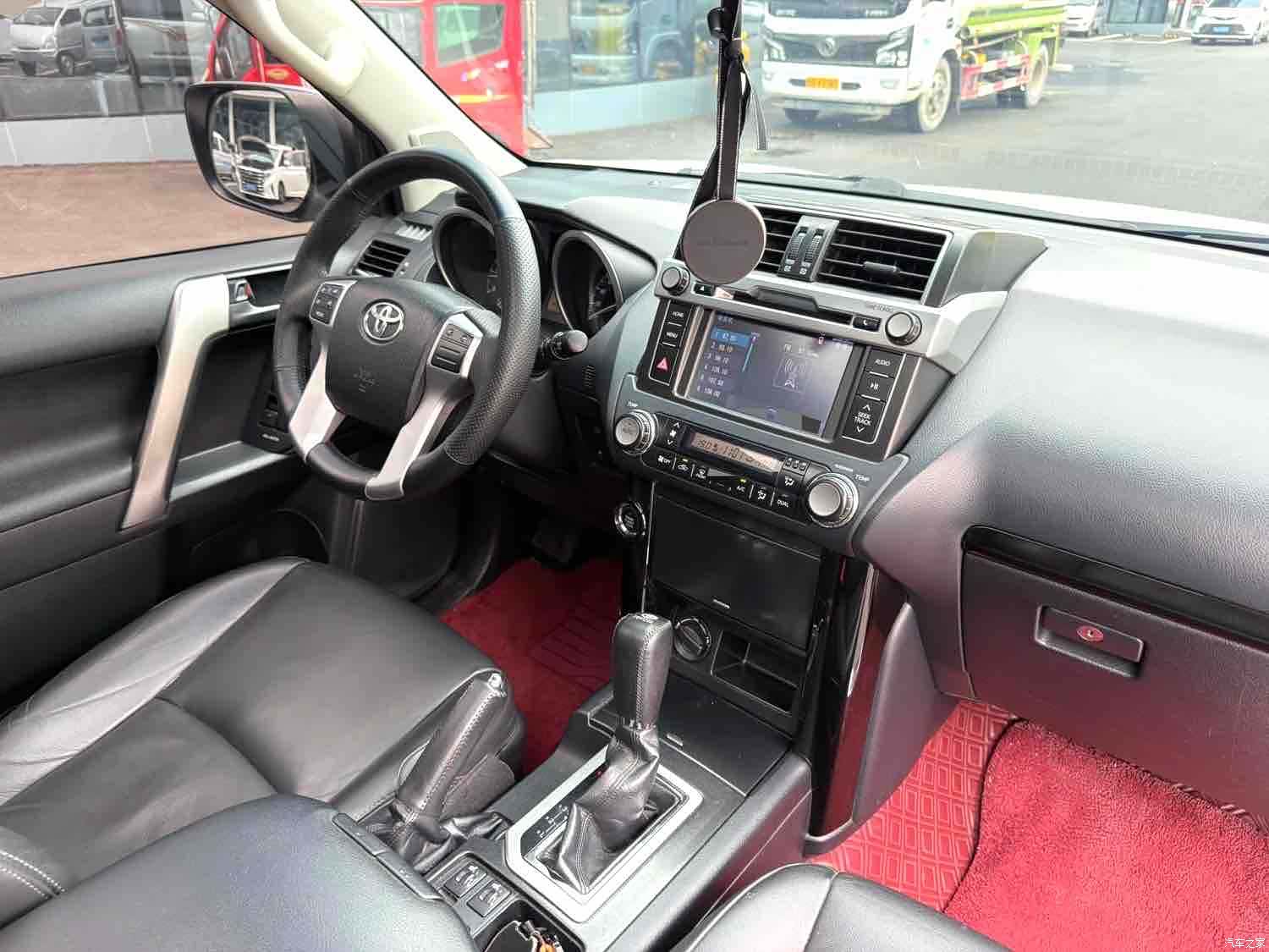 Toyota Prado, 2014 10
