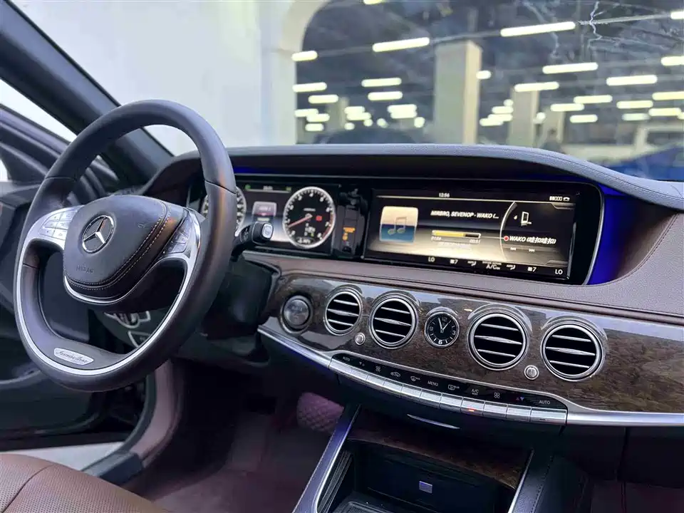Mercedes-Benz S-class Mercedes-Benz S-class