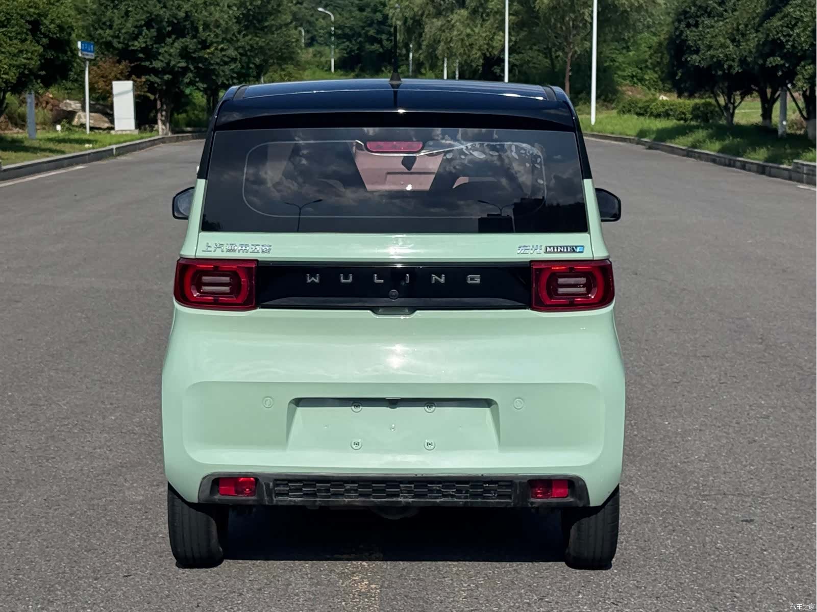 Wuling MINIEV, 2021 10