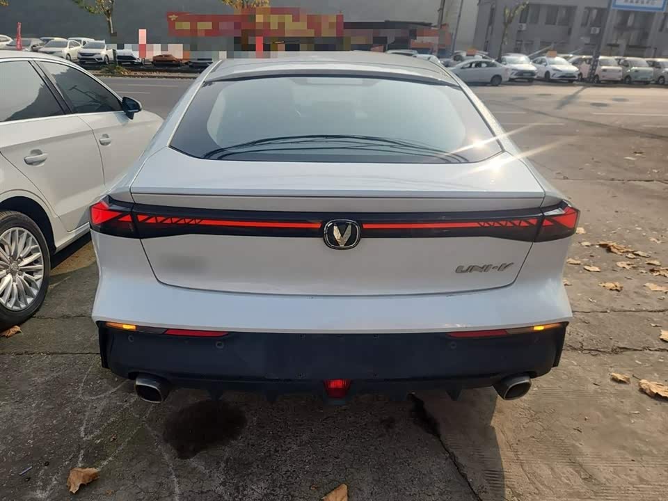 Changan UNI-V