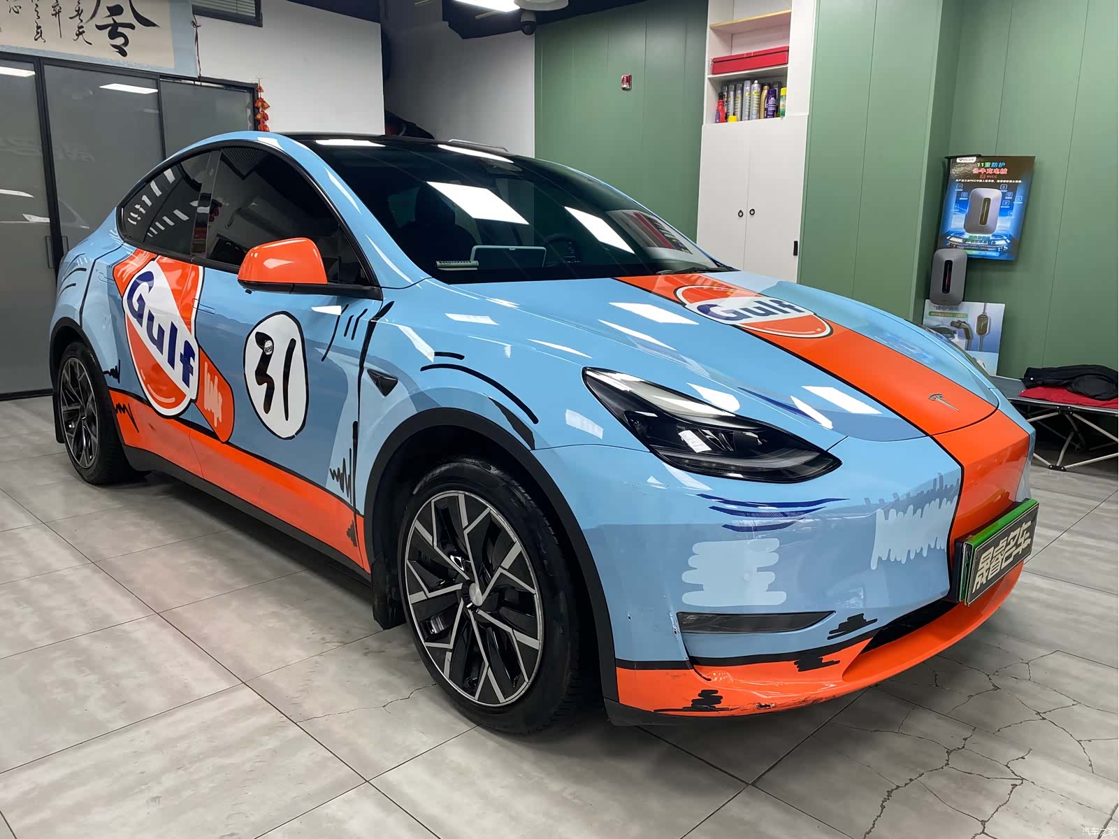 Tesla Model Y, 2021 3