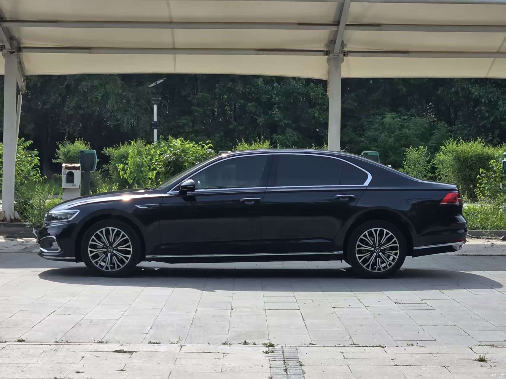 Volkswagen Phideon, 2022 3