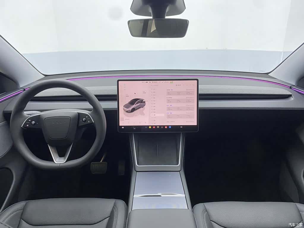 Tesla Model Y, 2025 13