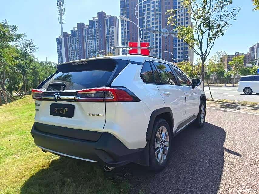 Toyota Wildlander, 2022 8