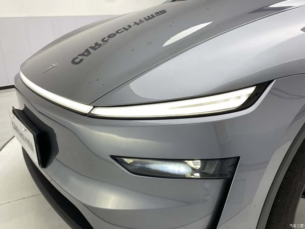 Tesla Model Y, 2025 9