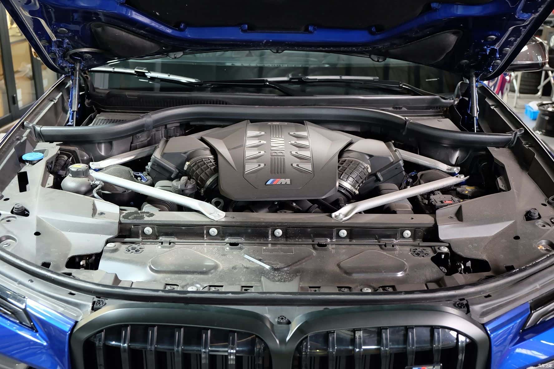 BMW X7, 2025 21