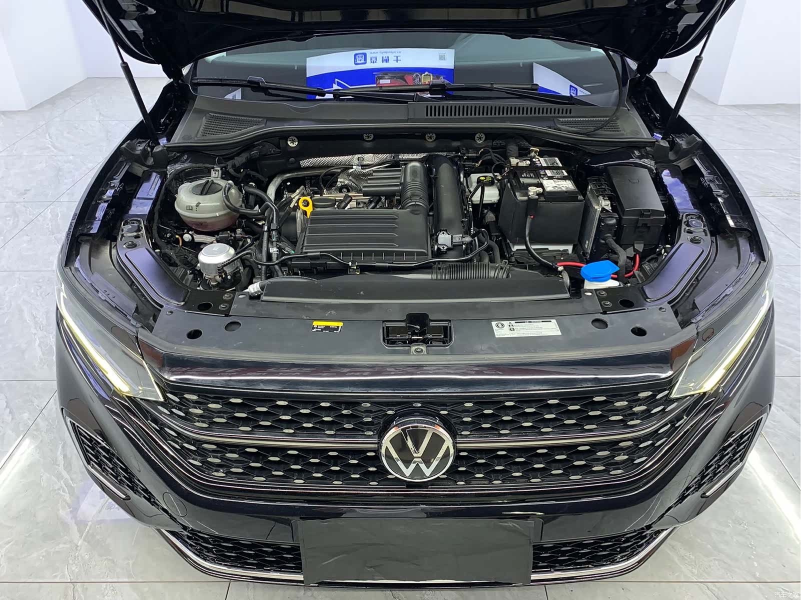 Volkswagen Passat, 2022 25