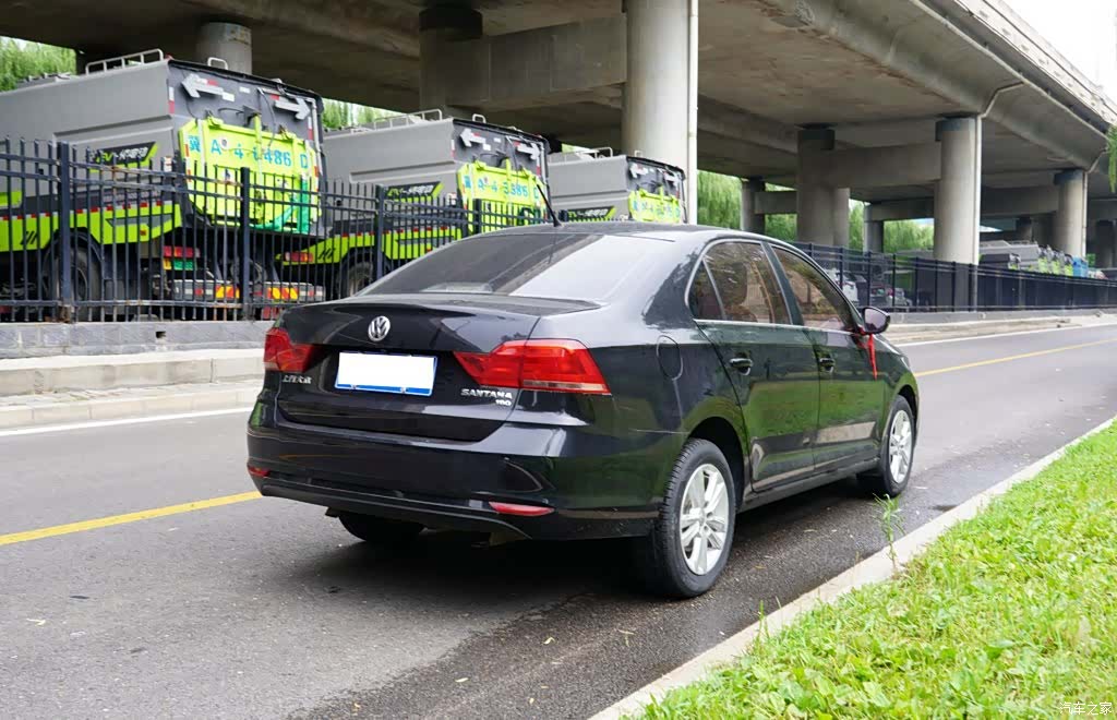 Volkswagen Santana, 2017 15