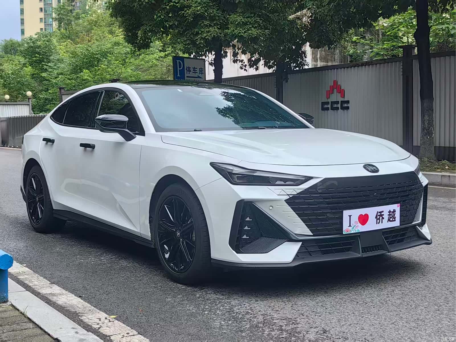 Changan UNI-V, 2023 3