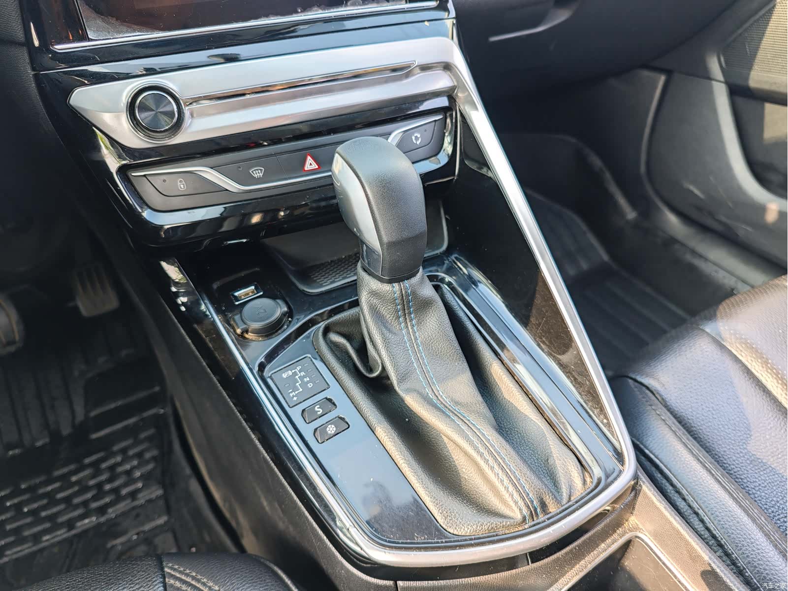 Peugeot 308, 2019 12