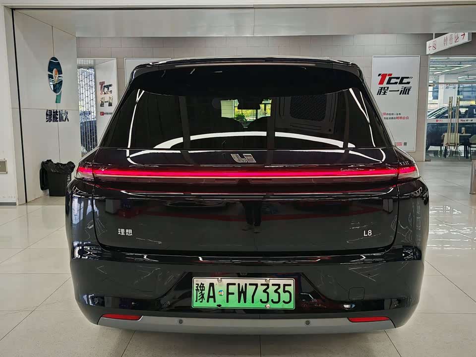 Li Auto Ideal L8