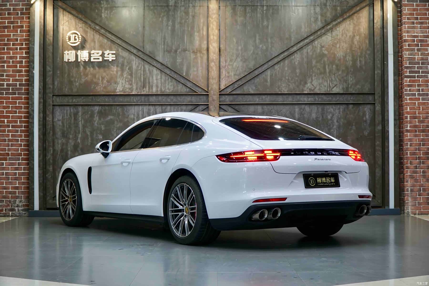 Porsche Panamera, 2020 4