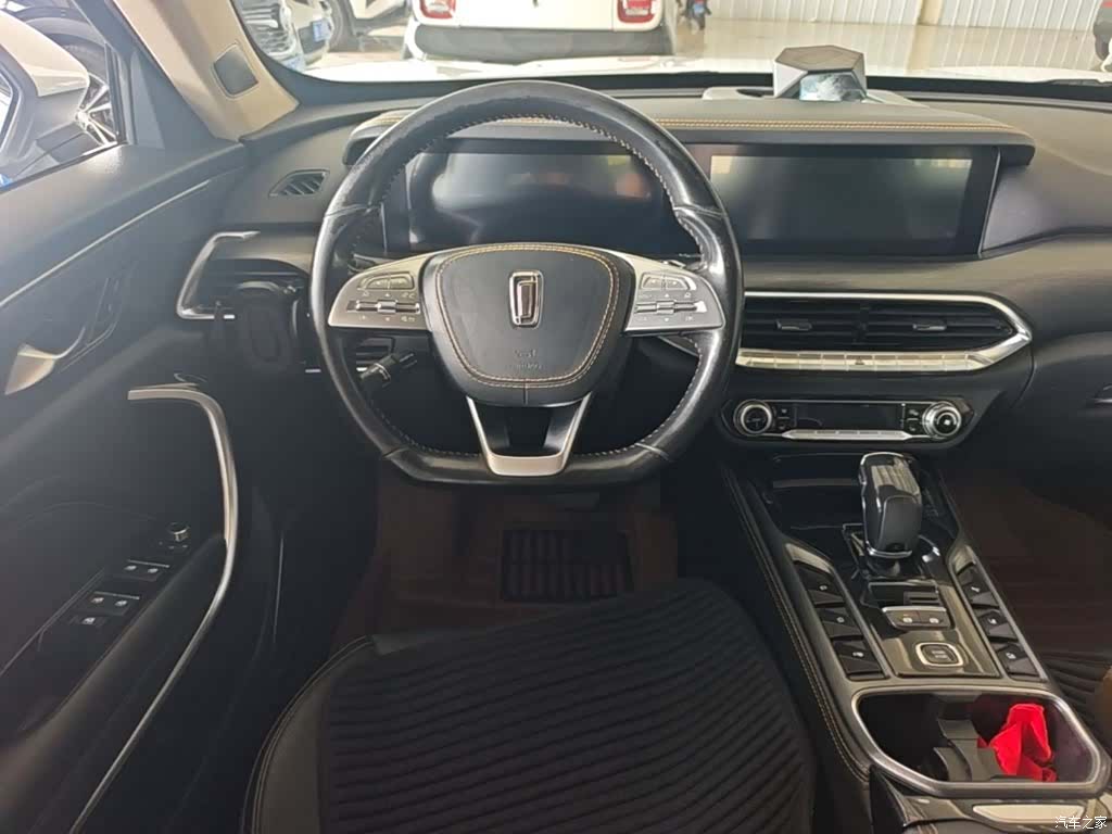 Bestune T77, 2019 11