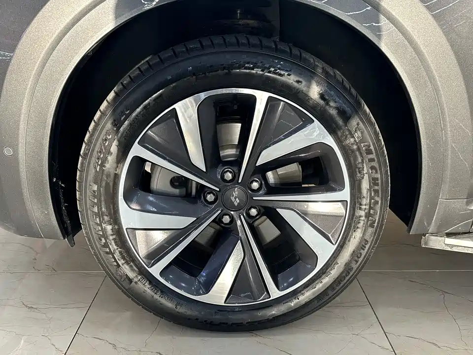 Li Auto Ideal ONE