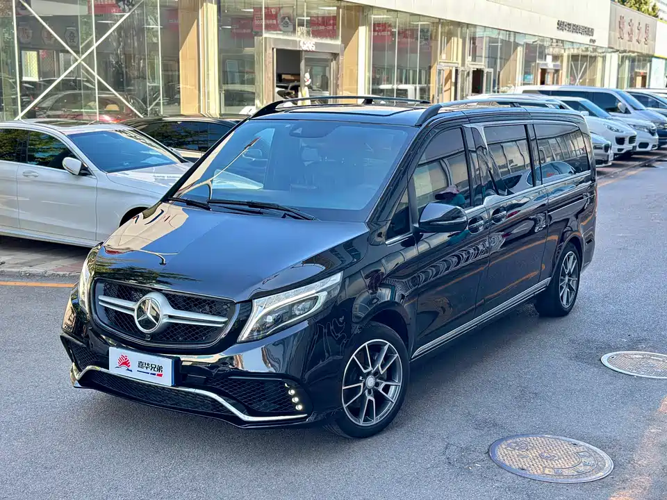 Mercedes-Benz V-class