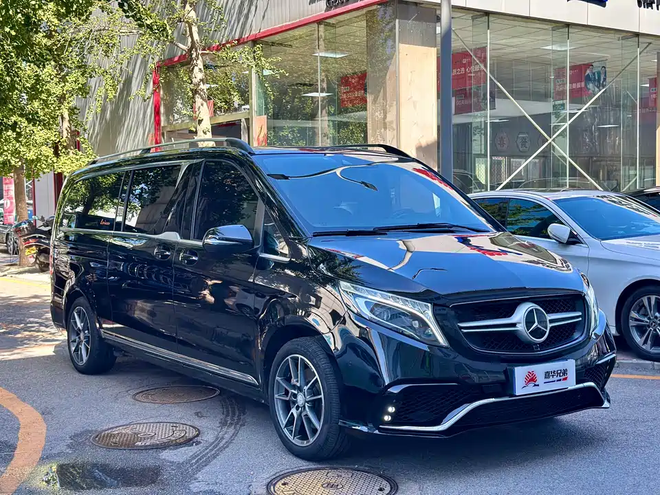 Mercedes-Benz V-class